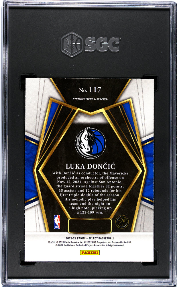 2021 Panini Select Luka Doncic #117 Blue Retail Basketball SGC 9.5