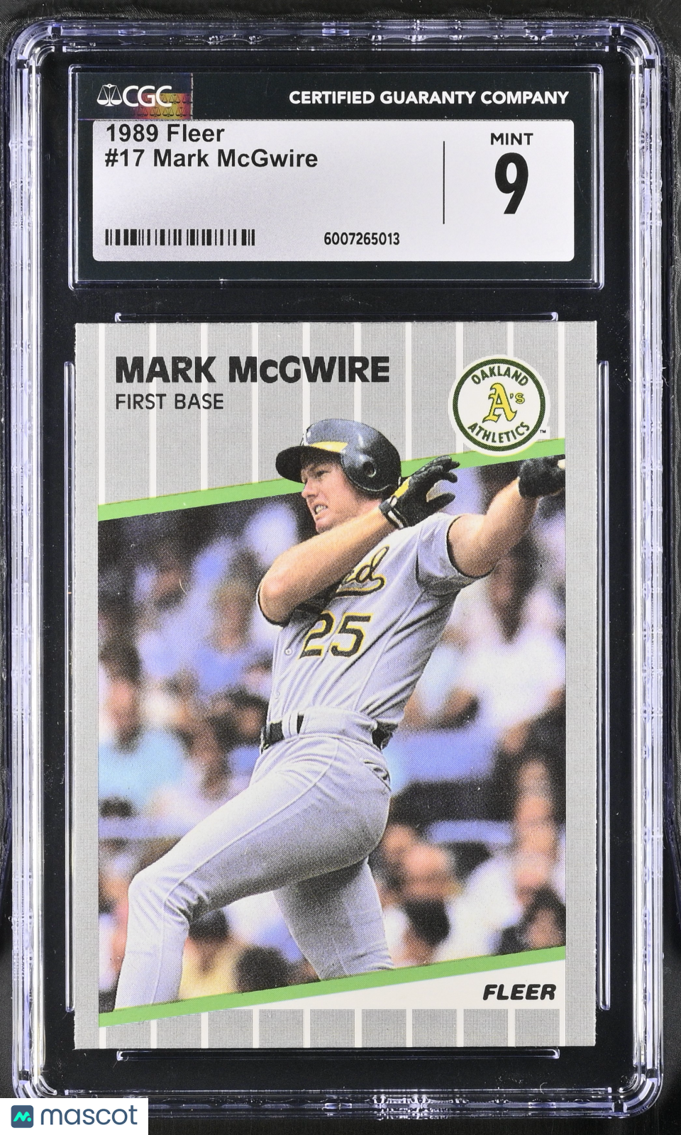 1989 Fleer Mark McGwire #17 Baseball CGC 9