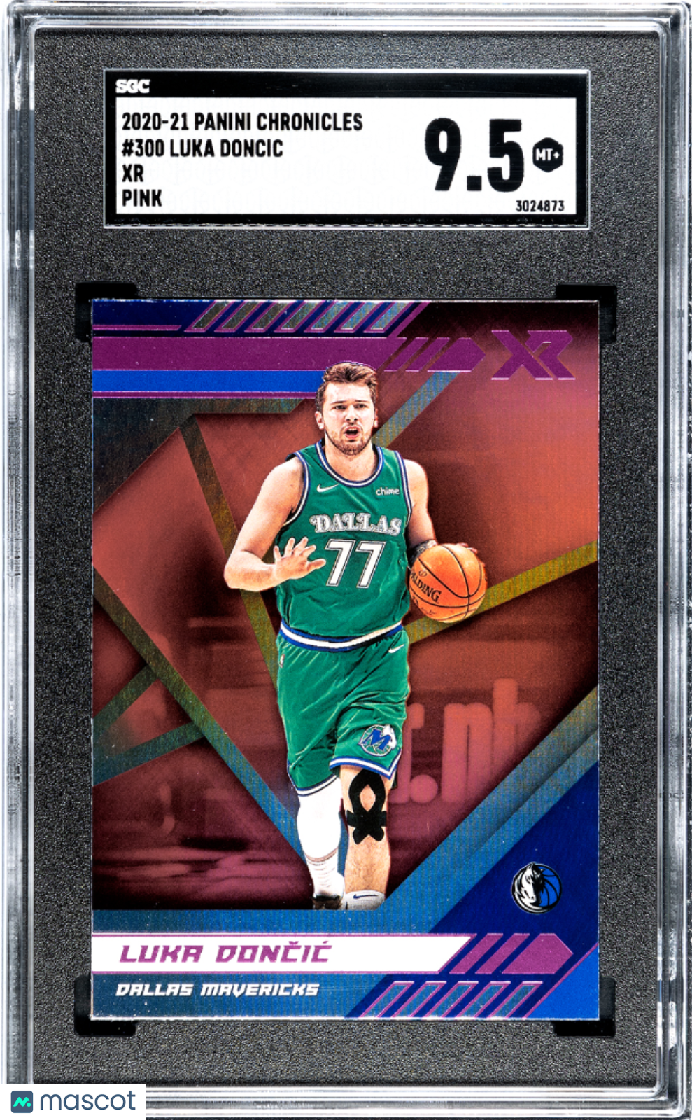 2020 Panini Chronicles Luka Doncic #300 XR Pink Basketball SGC 9.5